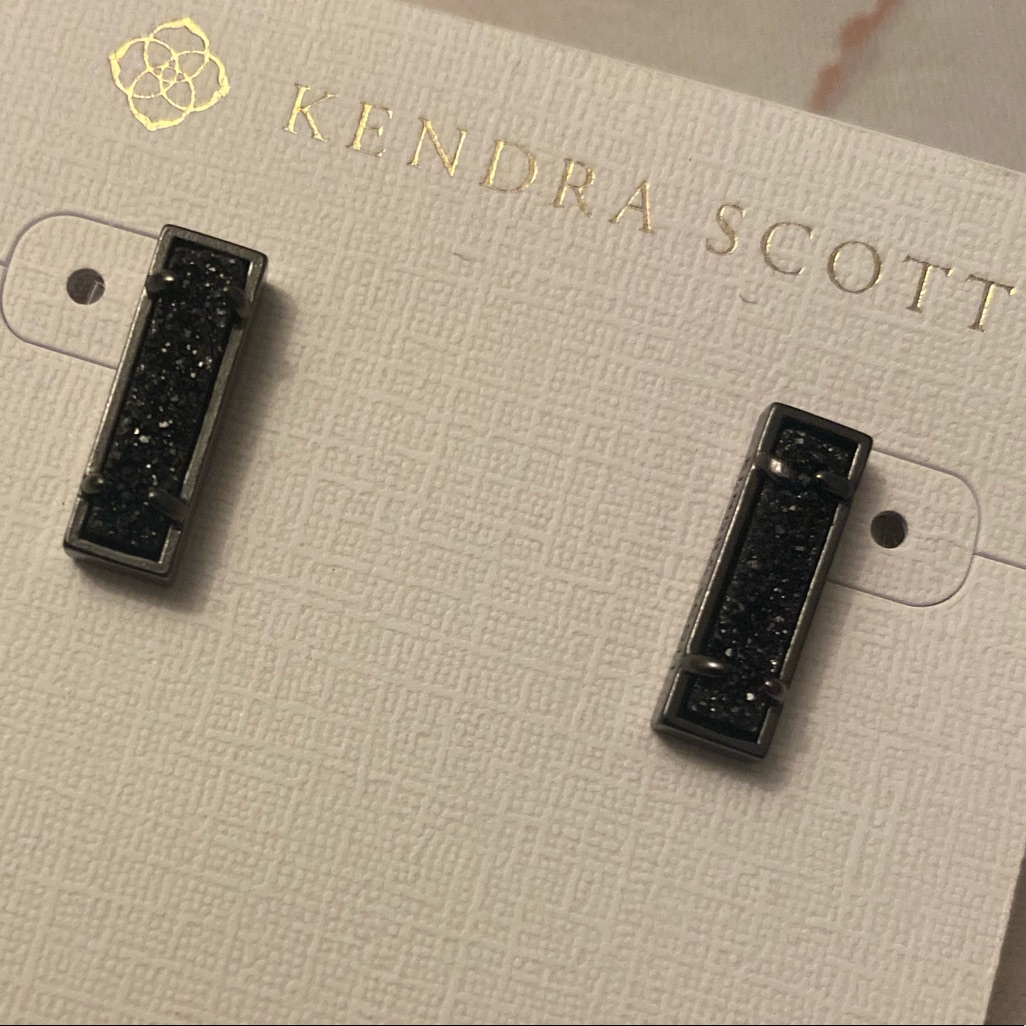 Kendra Scott Brand New